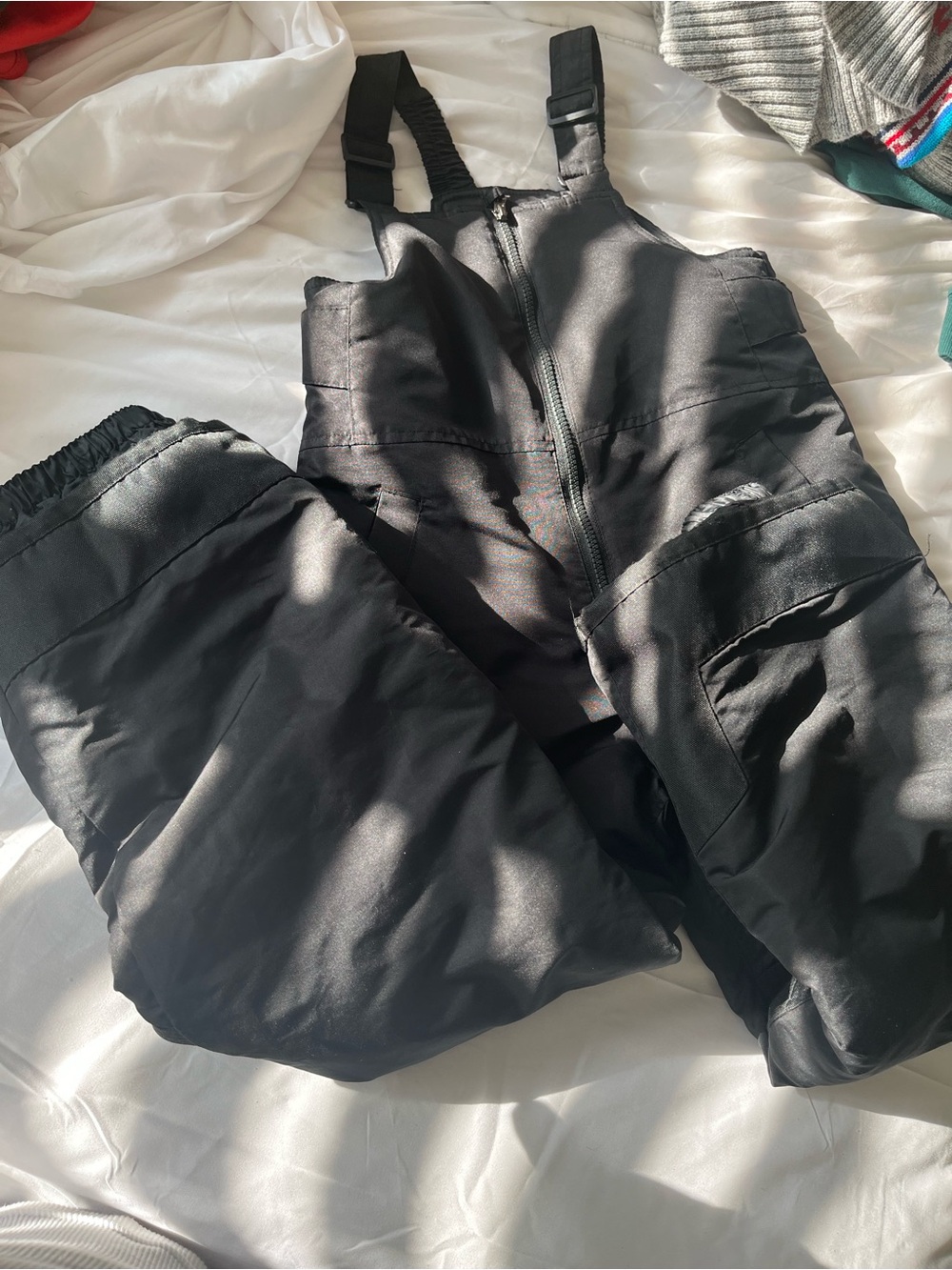 Black Insulated Bib Snow Pants for boys sz 6/7